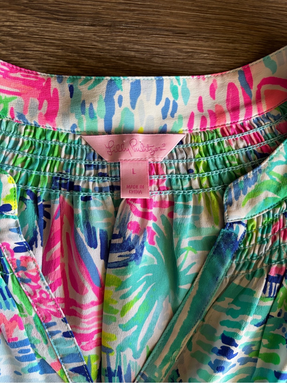 Lilly Pulitzer Elsa 100% Silk Tropical Sailboat Blouse Large Resort Coastal - Picture 3 of 5